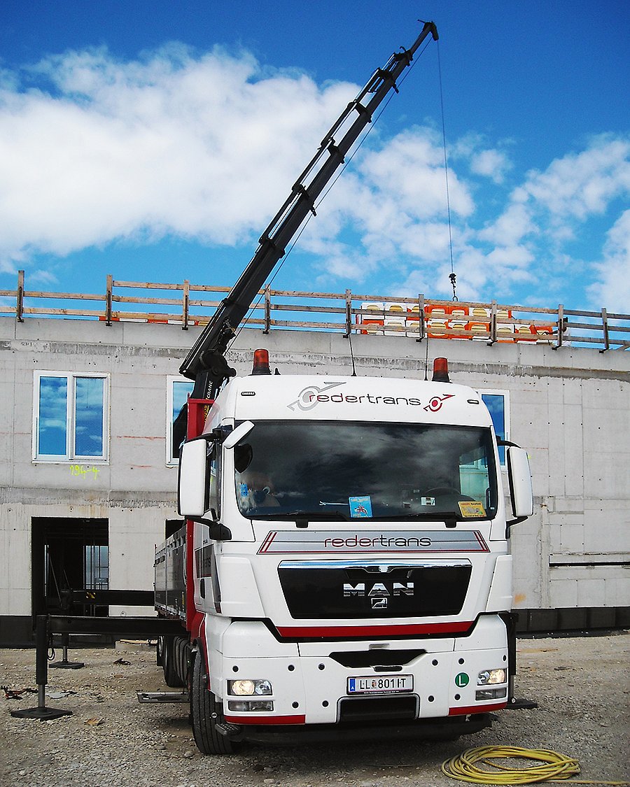 REDER Transporte – LKW-Ladekräne