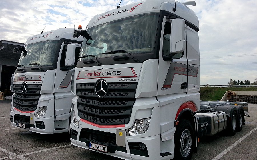 REDER Transporte – Wechselpritschenfahrzeuge REDER Transporte – Wechselpritschenfahrzeuge