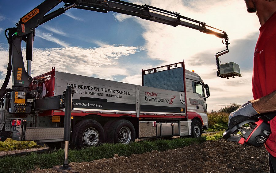 REDER Transporte – LKW-Ladekräne