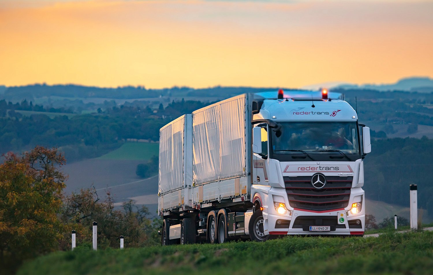 REDER Transporte – Wechselpritschenfahrzeuge