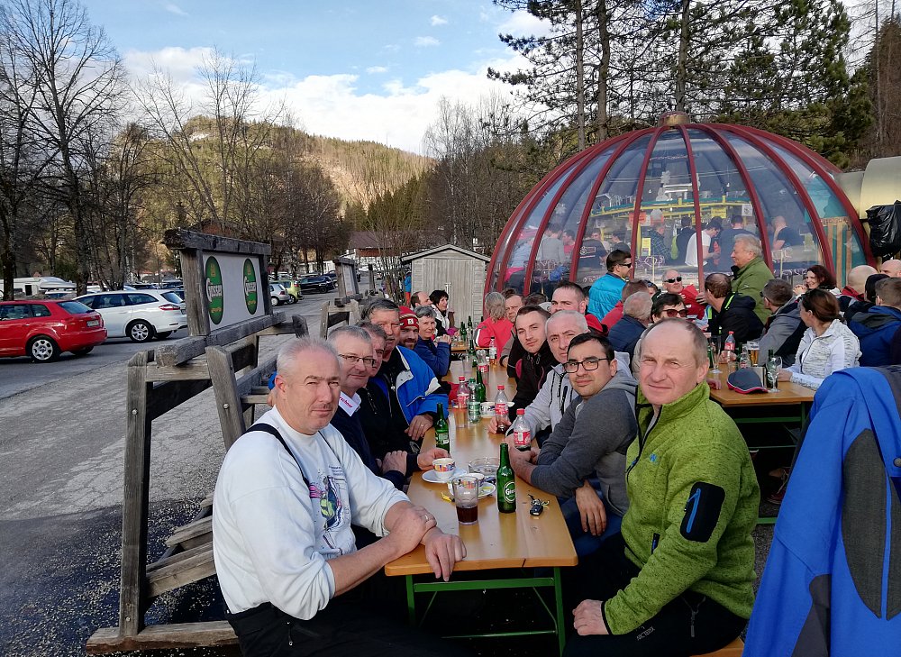 Gruppenbild auf der Schipiste
